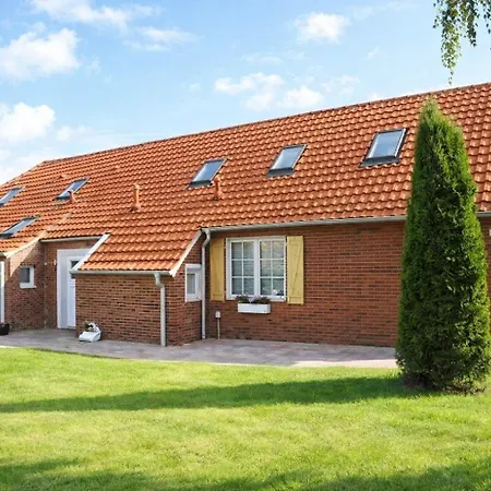 Huus An't Koornfeld Dachgeschosswohnung Mit Loggia דירה Osteel