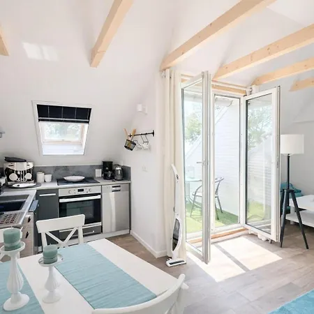 Huus An't Koornfeld Dachgeschosswohnung Mit Loggia Apartmán