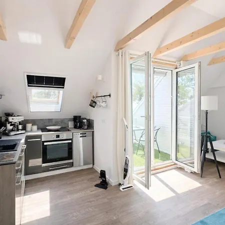 Huus An't Koornfeld Dachgeschosswohnung Mit Loggia *