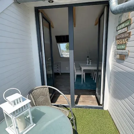 Huus An't Koornfeld Dachgeschosswohnung Mit Loggia *