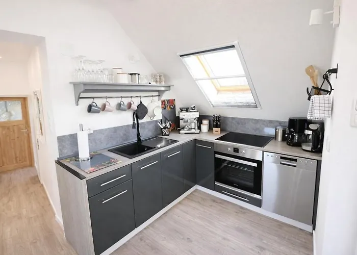 Huus An't Koornfeld Dachgeschosswohnung Mit Loggia Osteel