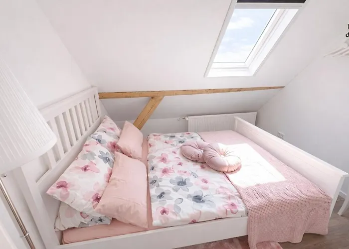 Huus An't Koornfeld Dachgeschosswohnung Mit Loggia *